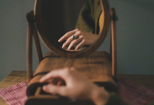 10 tips whenever you see you somone very close suffering from the self harm scars