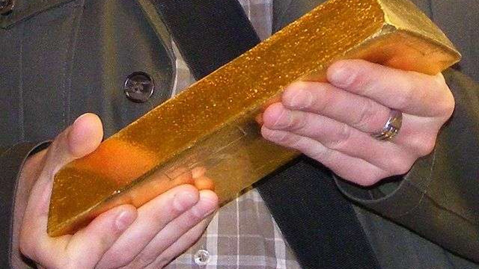 1 tola gold