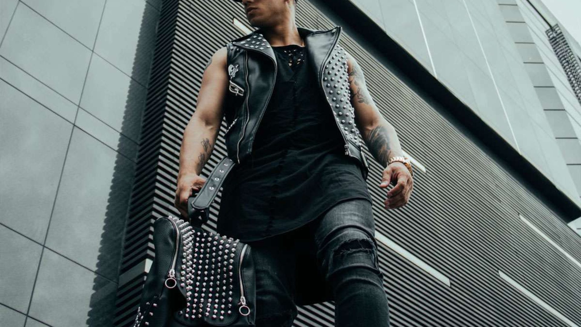 5 Signs You Are Dealing with a Communal Narcissist in Your Social Circle