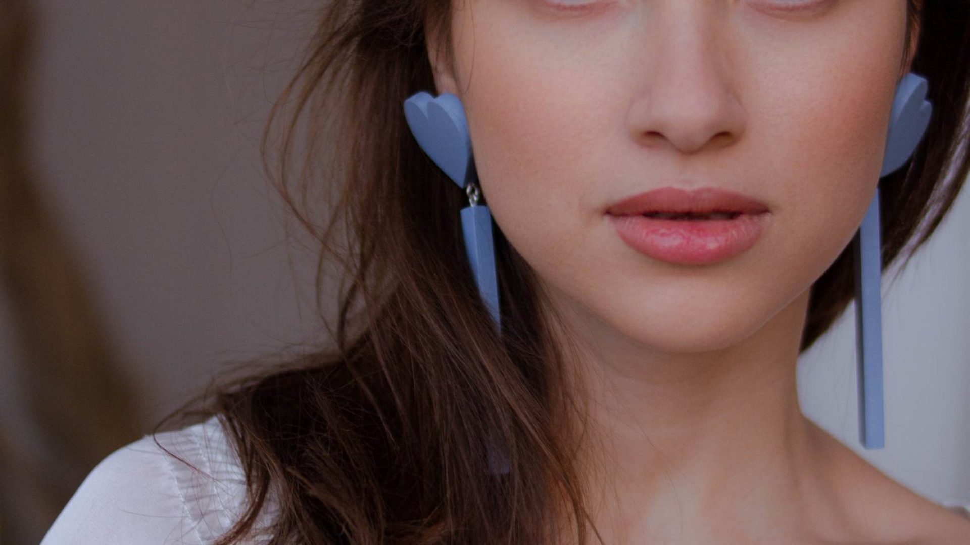 Female covert narcissists