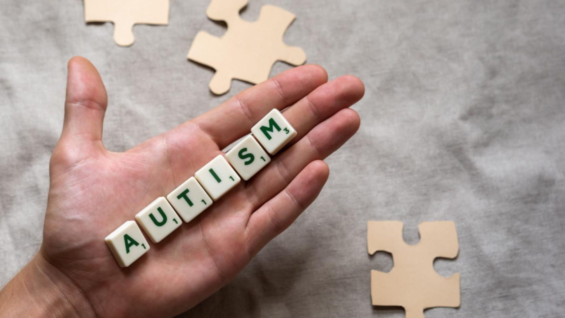 Autism Spectrum Disorder (ASD): Symptoms, Diagnosis, Causes & Living with Autism