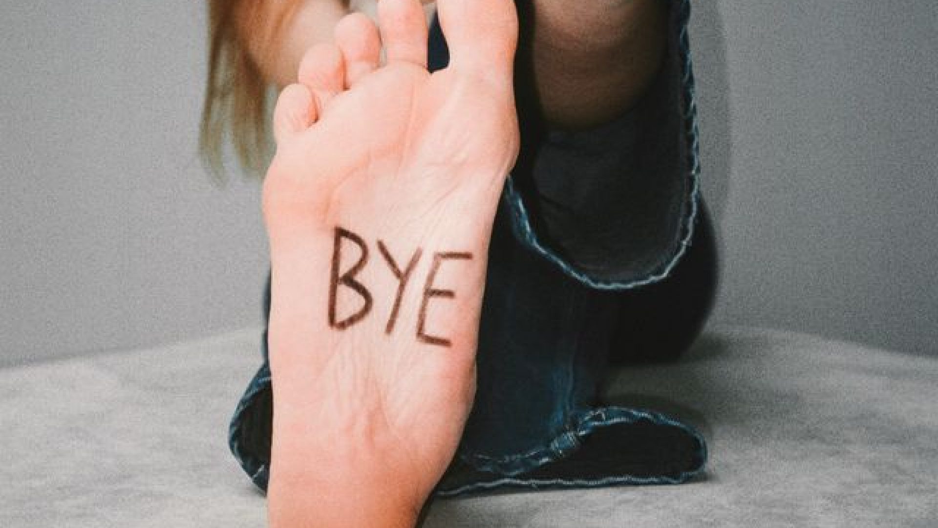 Discover 10 things covert narcissists say before discarding you. Learn the hidden warning signs, manipulative phrases, and emotional tactics to recognize toxic relationships before it's too late.